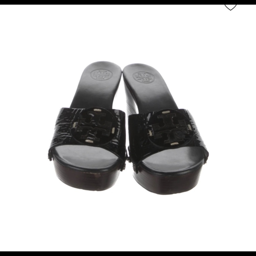 Tory Burch Black Patent wedges 6M